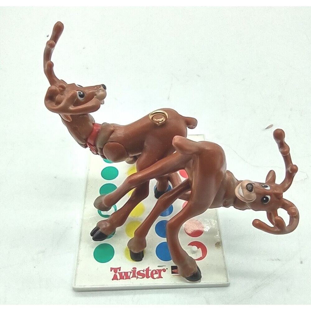 2004 Hasbro TWISTER with Reindeer Game Night Christmas Ornament❤️
